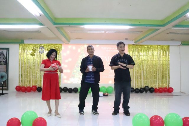 Christmas-in-our-Hearts-23