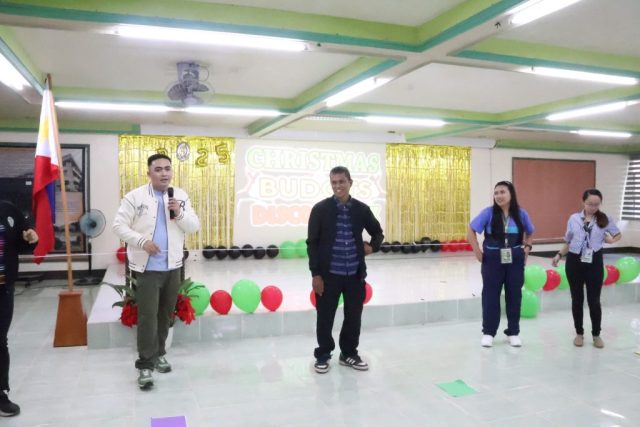 Christmas-in-our-Hearts-28.