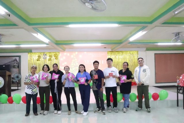 Christmas-in-our-Hearts-31.